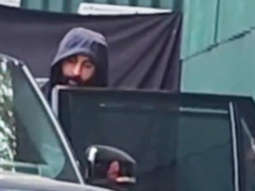 Paps wait outside to catch a glimpse of Ranbir Kapoor