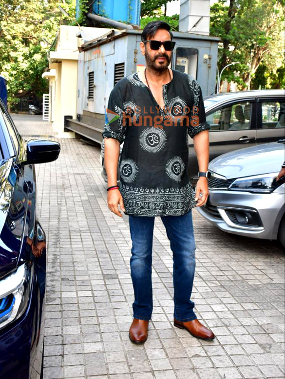 photos ajay devgn bhushan kumar and kumar mangat pathak attend the teaser preview of the film bholaa 6