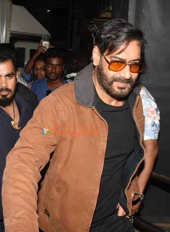 photos ajay devgn attends drishyam 2 screening 1