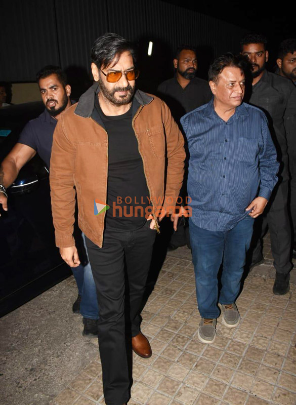 photos ajay devgn attends drishyam 2 screening 4