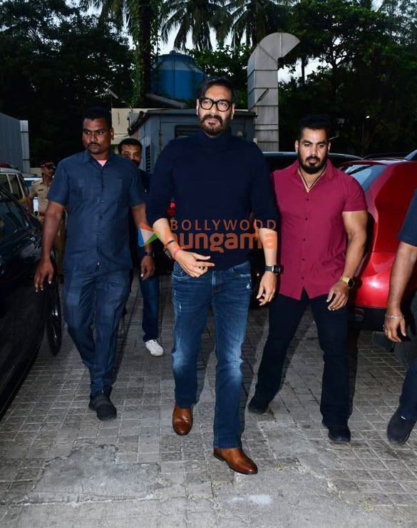 photos ajay devgn snapped at pvr juhu 3 2