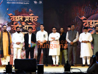 Photos: Akshay Kumar, Raj Thackeray, Eknath Shinde and Mahesh Manjrekar attend the announcement of the film Veer Daudale Saat