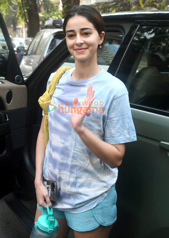 photos ananya panday spotted at anshuka yoga in bandra 5 3