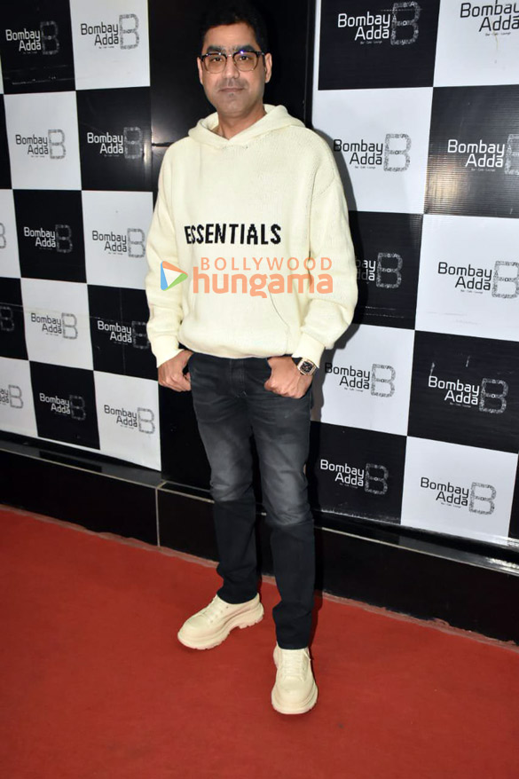 photos celebs attend producer vishal guaranis birthday party2 2