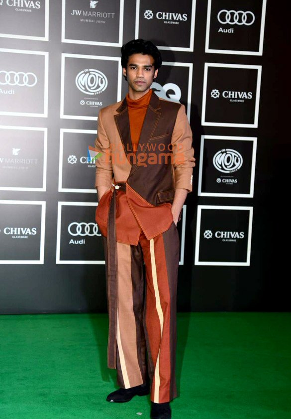 photos celebs grace the gq awards 2022 15