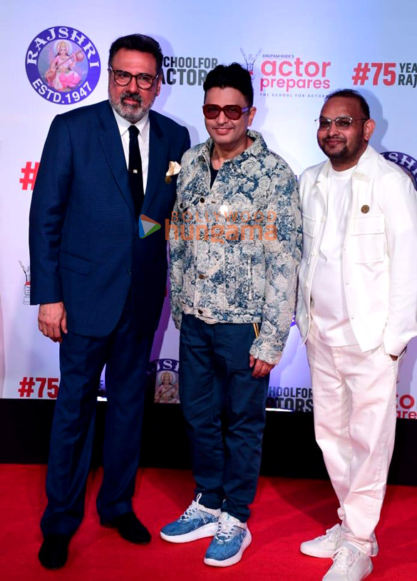 photos celebs grace the special screening of uunchai7 4