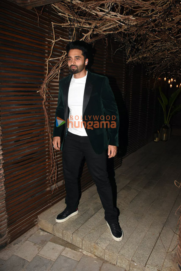 photos celebs snapped at kartik aaryans birthday bash4 2 2