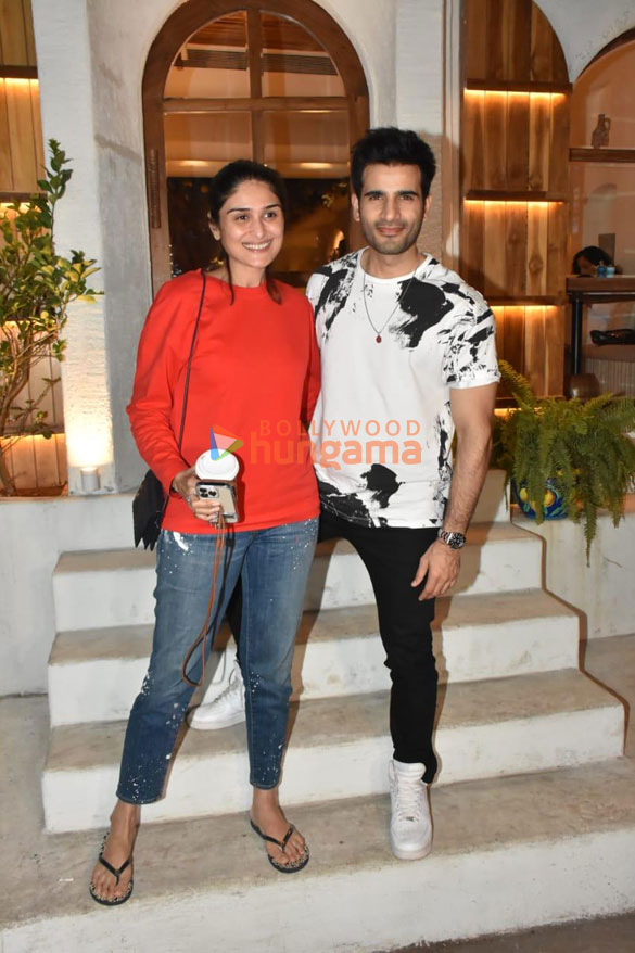 photos neha sharma aisha sharma and others snapped in khar 6