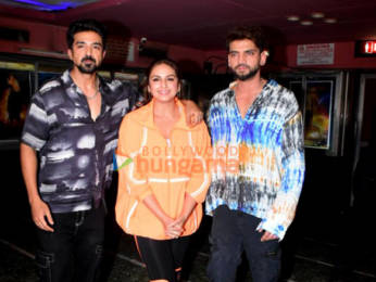Photos: Sonakshi Sinha, Huma Qureshi and Saqib Saleem snapped at Gaiety Galaxy theatre