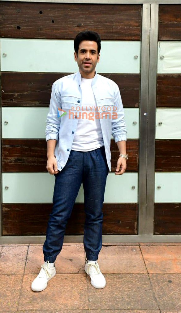 photos tusshar kapoor and seerat kapoor snapped promoting maarich 3