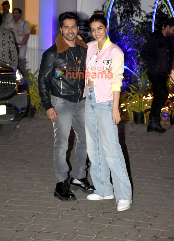 photos varun dhawan kriti sanon abhishek banerjee and others snapped promoting bhediya 2