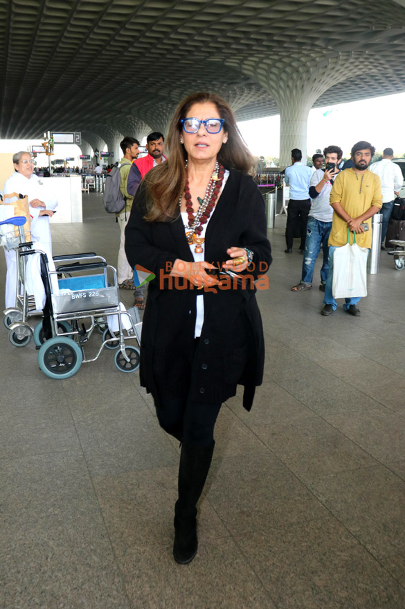 photos varun dhawan mouni roy arjun kapoor and others snapped at the airport 6