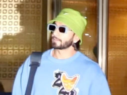 Ranveer Singh poses for paps at the airport