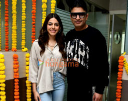 On The Sets From The Movie SRI