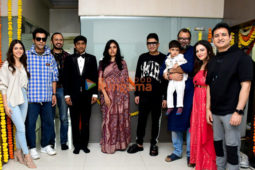 On The Sets From The Movie SRI