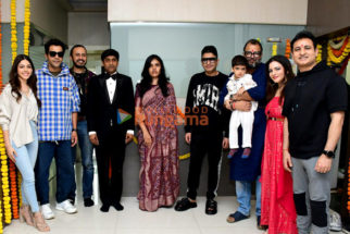 On The Sets From The Movie SRI