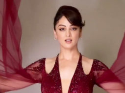 Sandeepa Dhar looks glorious in her red outfit