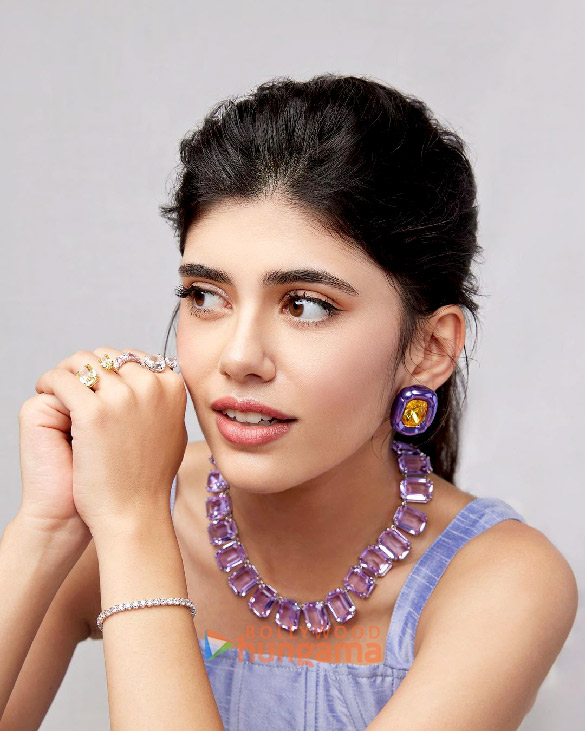 sanjana sanghi 1 98