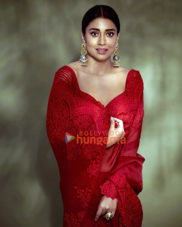 shriya saran 2 16