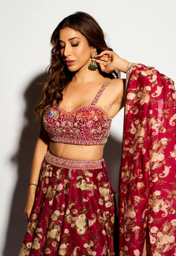 sophie choudry 2 64