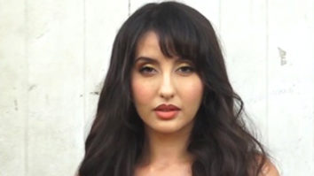 Spotted Nora Fatehi at Jhalak Dikhhla Jaa set