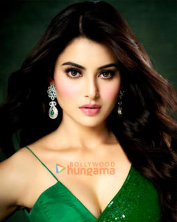 Celeb Photos Of Urvashi Rautela