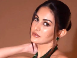 Amyra Dastur looks effortlessly gorgeous in green outfit