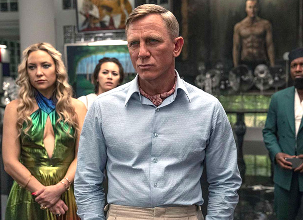 Director Rian Johnson reveals he is unhappy with Glass Onion’s title – “I’m pissed off that we have ‘A Knives Out Mystery’ in the title” – Bollywood Hungama