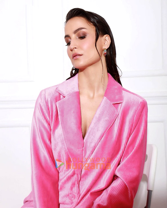 elli avrram 3 48