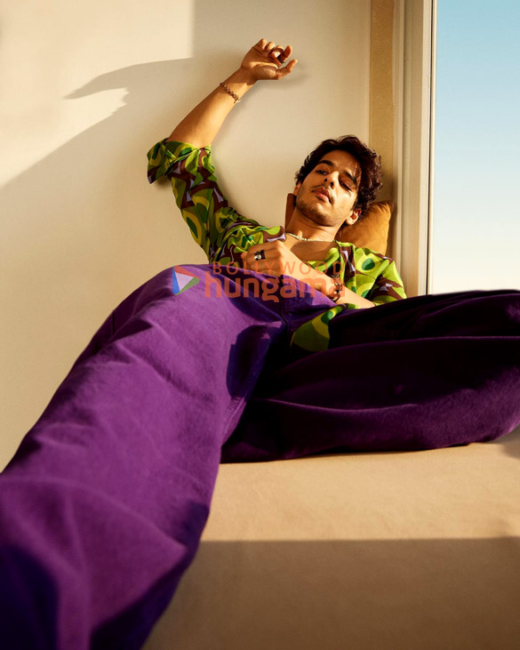 ishaan khatter 3 10