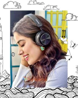 Celeb Photos Of Janhvi Kapoor