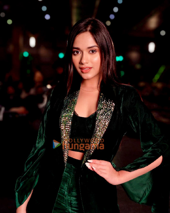 jannat zubair rahmani 1 50