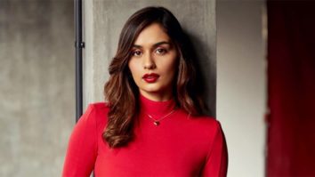 Manushi Chhillar looks super chic in her Christmas outfit