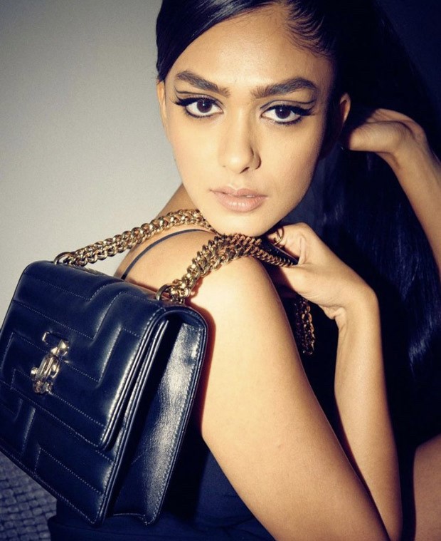 Mrunal Thakur mesmerises in a seductive black dress, but we are swooning over her Rs.1.49 Lakh Jimmy Choo bag more