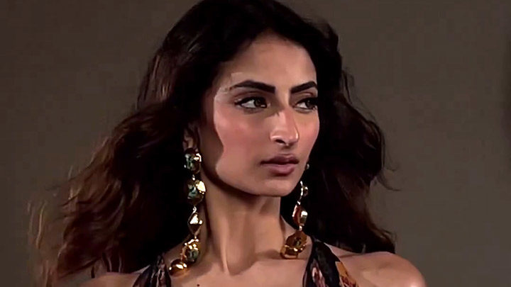 Palak Tiwari shares BTS from her dreamy photoshoot