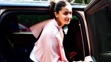 Paps capture a glimpse of Alia Bhatt with her sister Shaheen Bhatt