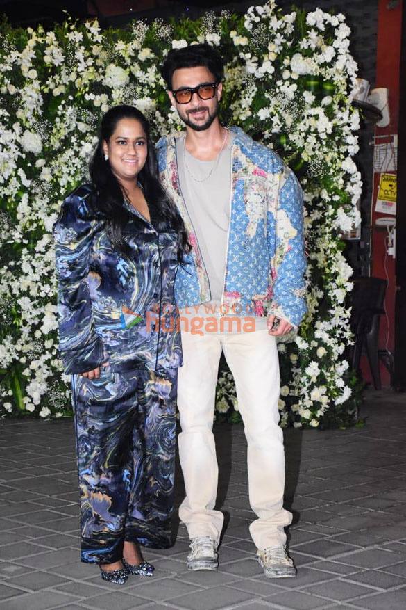 photos aayush sharma hosts salman khans birthday bash at his residence 10