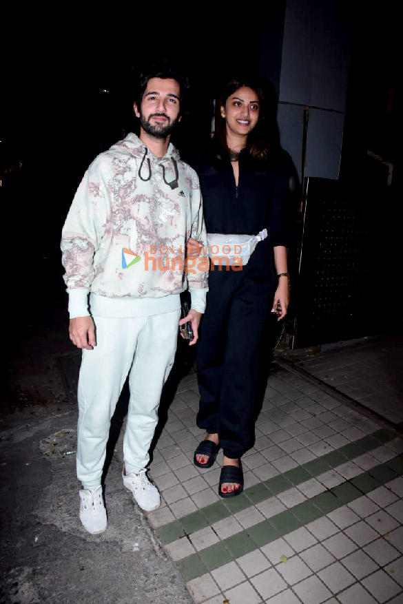 photos aditya seal and anushka ranjan spotted at arslan gonis house for dinner 5