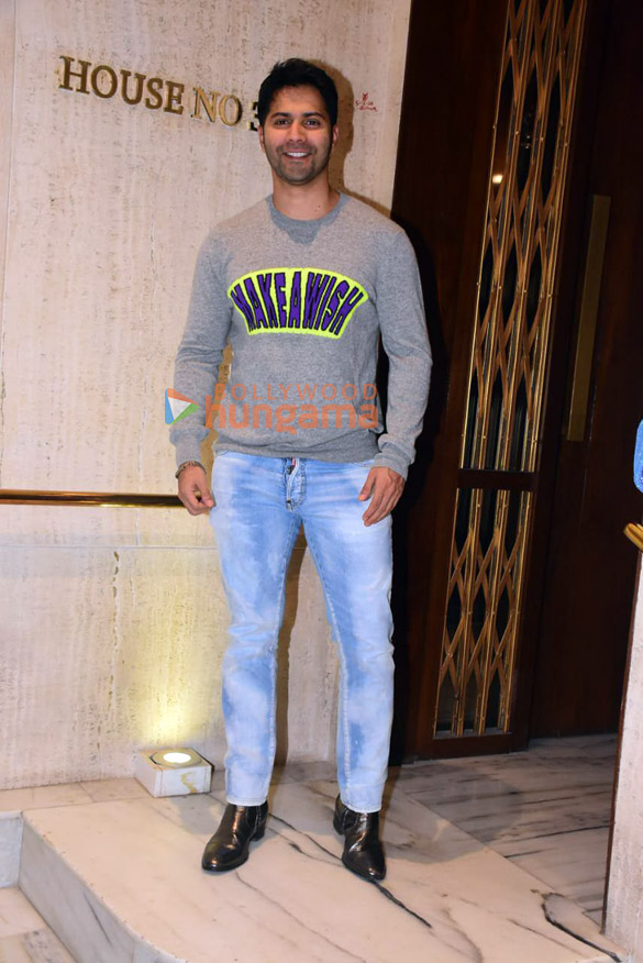 photos celebs attend manish malhotras birthday bash2 3