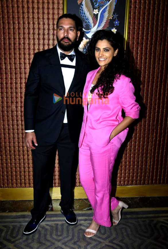 photos celebs attend the youwecan cancer foundation and curia app event to support underpriviledged cancer patients 3