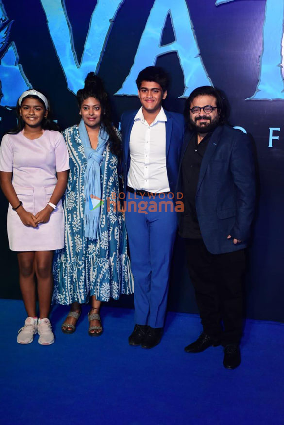 photos celebs attend the premiere of avatar the way of water 11 11