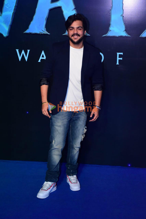 photos celebs attend the premiere of avatar the way of water 11 3