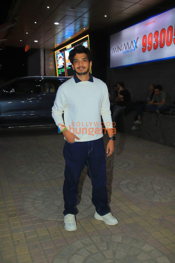 photos celebs grace the premiere of an action hero at pvr city mall 15 2