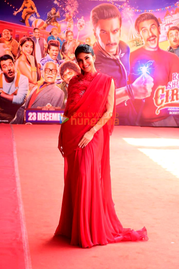 photos celebs grace the trailer launch of the film cirkus 18