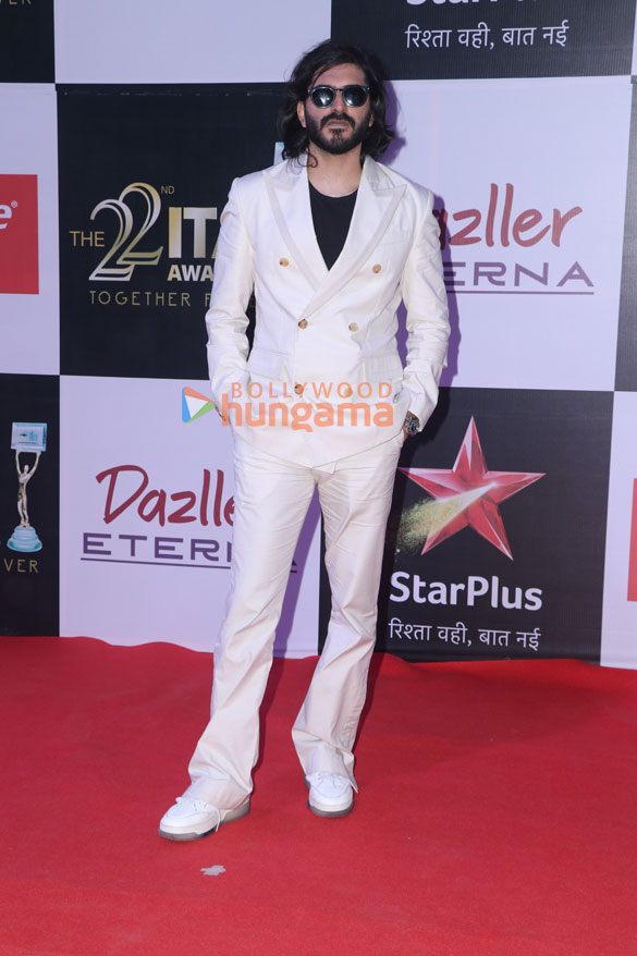 photos celebs snapped attending the red carpet of the 22nd ita awards in mumbai 008 25