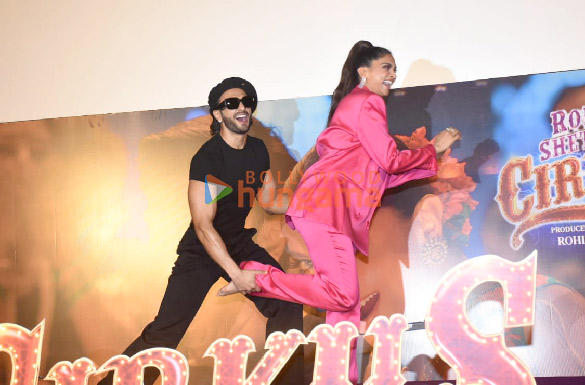 photos deepika padukone ranveer singh and rohit shetty snapped at the launch of the track current laga re from cirkus 03