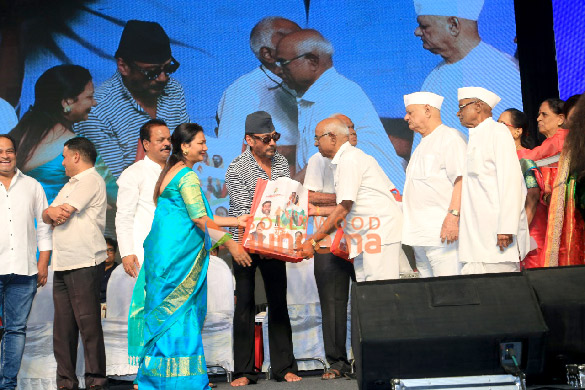 Photos: Jackie Shroff attends the Yuva Mahotsav held by the Chief Minister of Maharashtra, Eknath Shinde