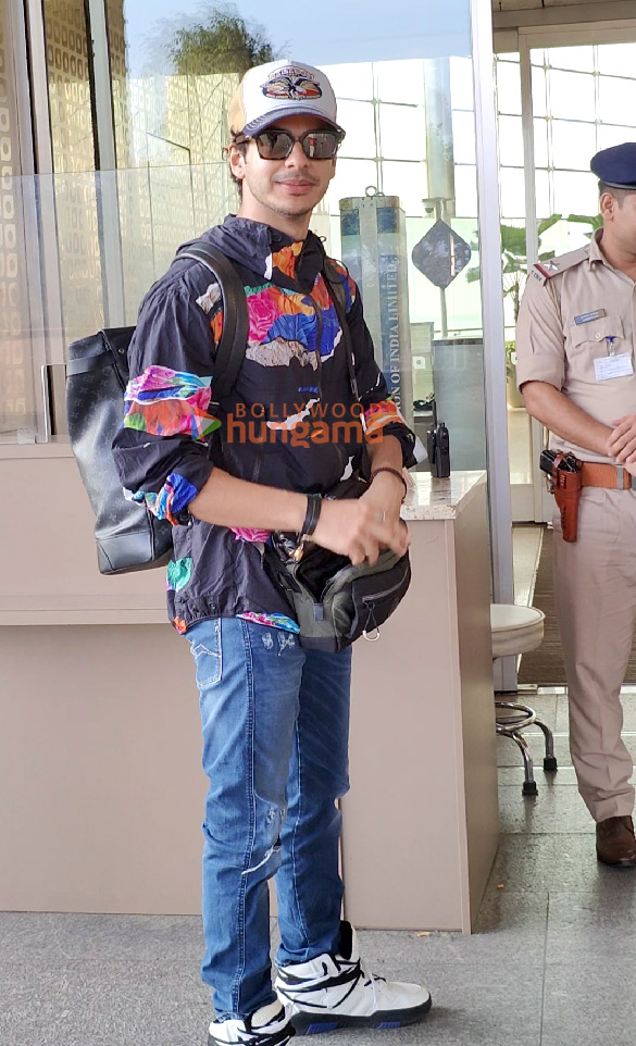 photos ranveer singh randeep hooda ishaan khatter and others snapped at the airport 3