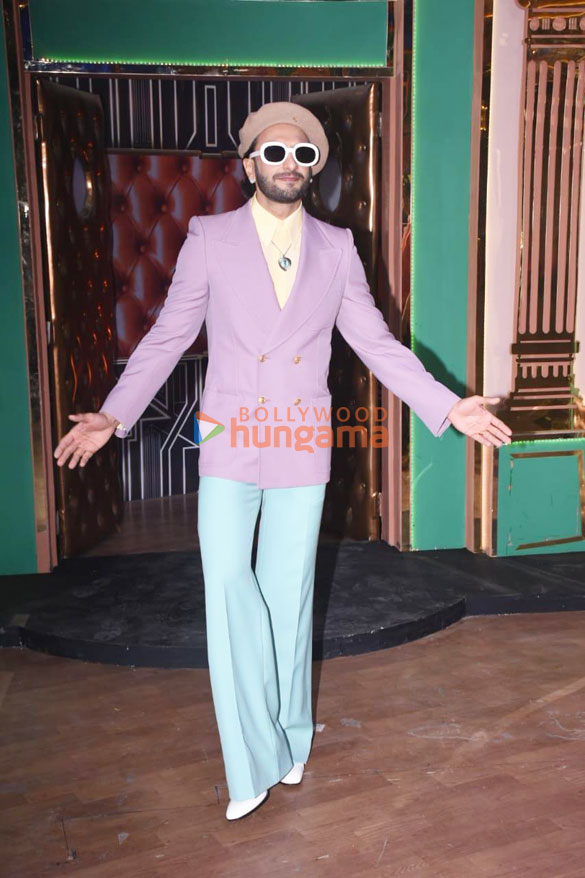 photos ranveer singh rohit shetty pooja hegde jacqueline fernandez and others snapped at cirkus promotion 10