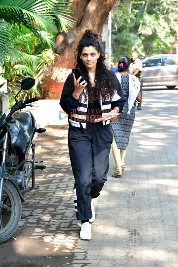 Photos: Saiyami Kher spotted in Bandra Photos: Saiyami Kher spotted in Bandra